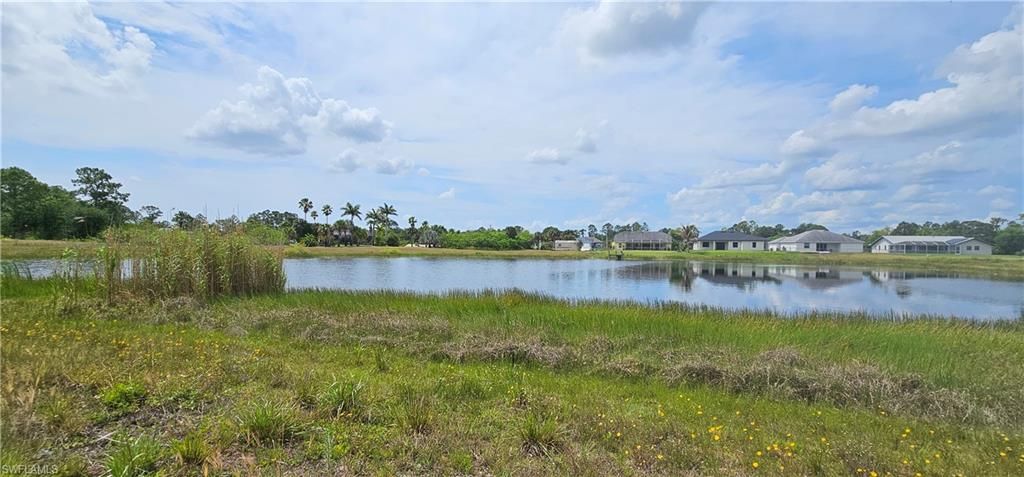 746 Chattman ST E, LEHIGH ACRES, FL 33974 — photo 2