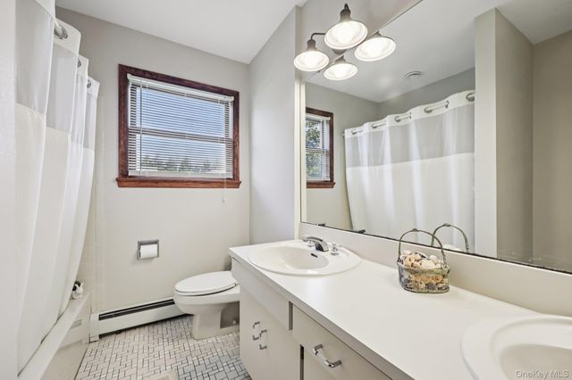 225 Bayview Avenue, East Islip, NY 11730