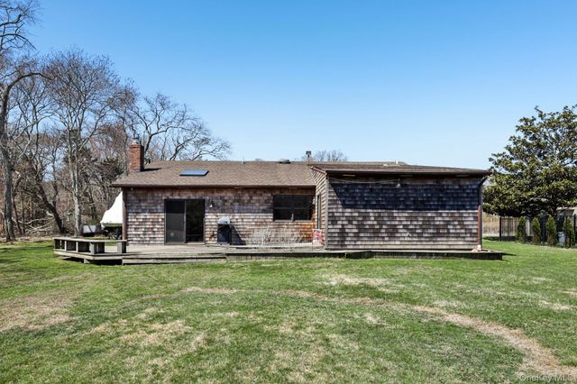 225 Bayview Avenue, East Islip, NY 11730