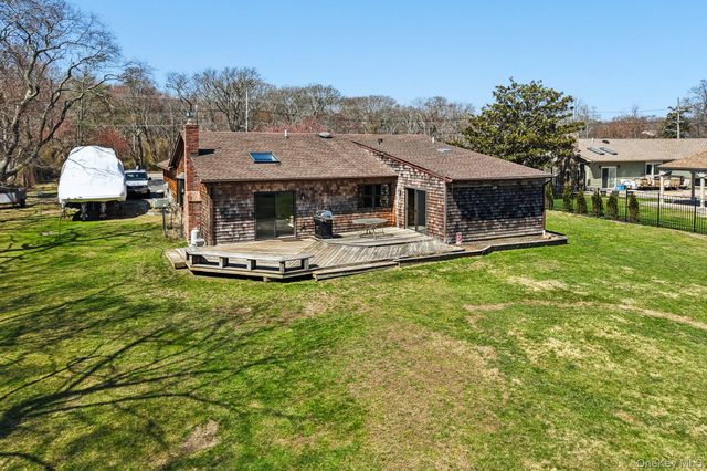 225 Bayview Avenue, East Islip, NY 11730
