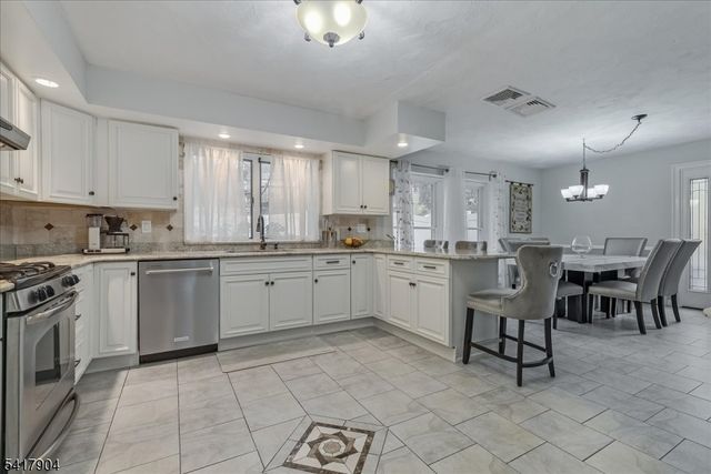 3 June Walk, Sparta Twp., NJ 07871