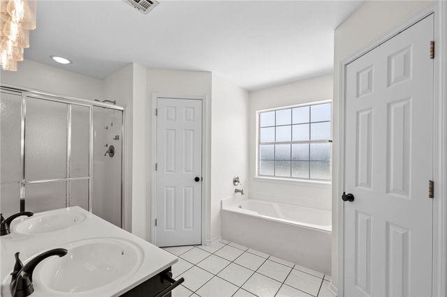 1303 Sanford Drive, Bentonville, AR 72712