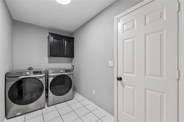 1303 Sanford Drive, Bentonville, AR 72712