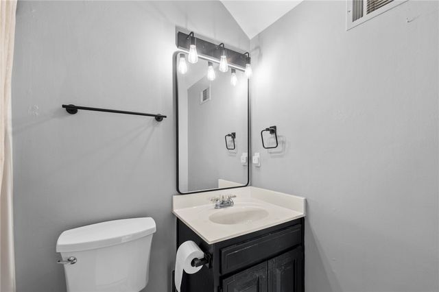 1303 Sanford Drive, Bentonville, AR 72712