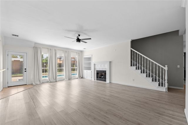 1303 Sanford Drive, Bentonville, AR 72712
