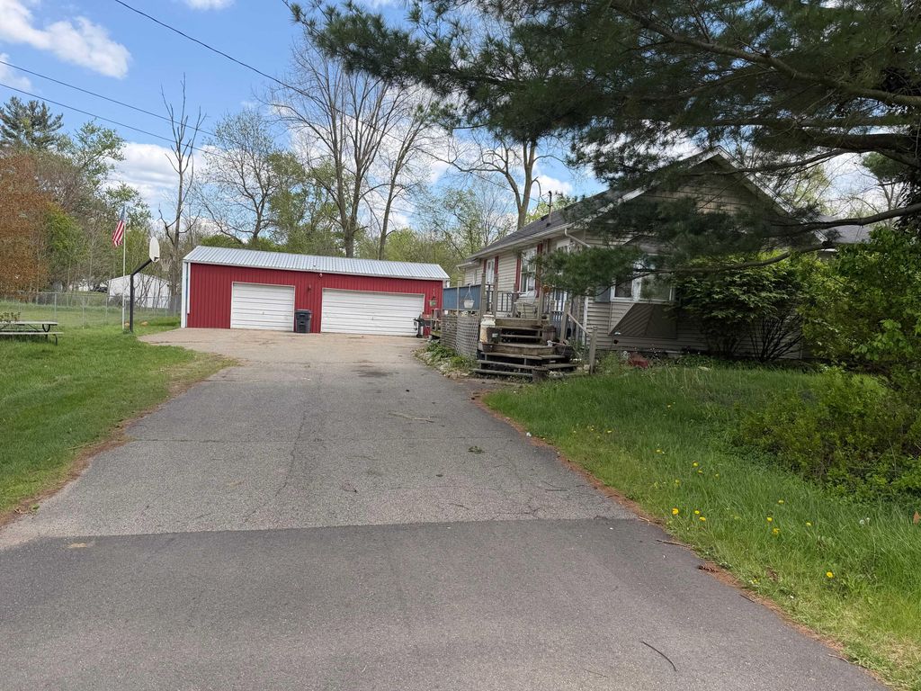 795 Harway Avenue, Comstock Twp, MI 49048