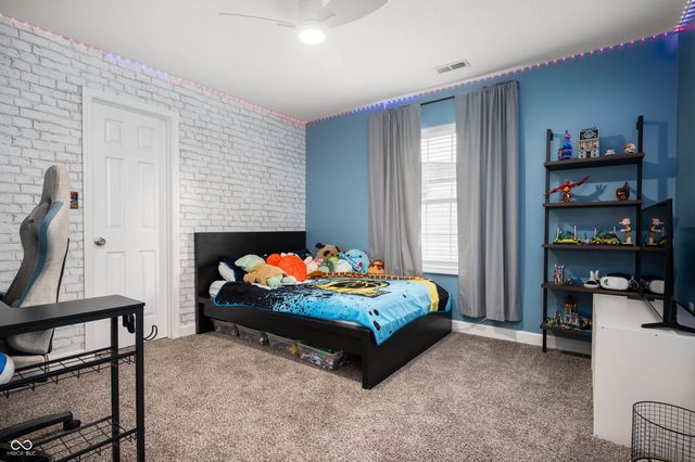 1015 Pebble Court, Anderson, IN 46013