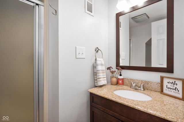 1015 Pebble Court, Anderson, IN 46013