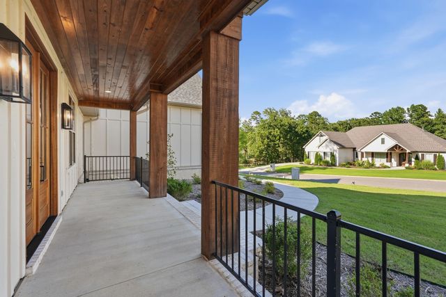 19105 Waterview Meadows Lane, Roland, AR 72135