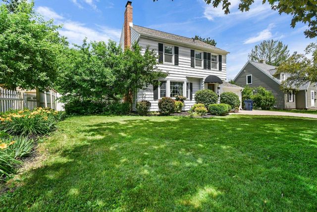 1121 Hawthorne AVENUE, Janesville, WI 53545
