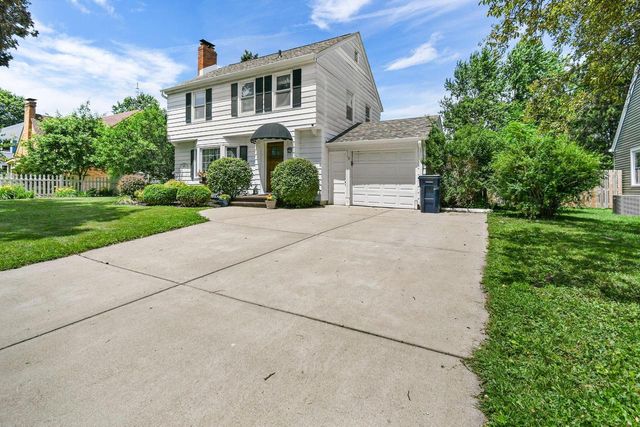 1121 Hawthorne AVENUE, Janesville, WI 53545