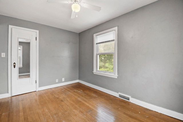 1121 Hawthorne AVENUE, Janesville, WI 53545