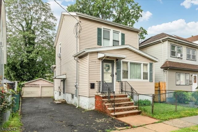 1445 Hiawatha Avenue, Hillside Twp., NJ 07205