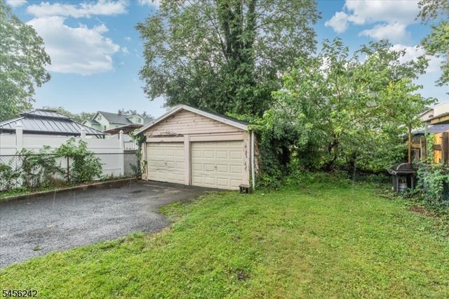1445 Hiawatha Avenue, Hillside Twp., NJ 07205