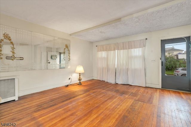 1445 Hiawatha Avenue, Hillside Twp., NJ 07205