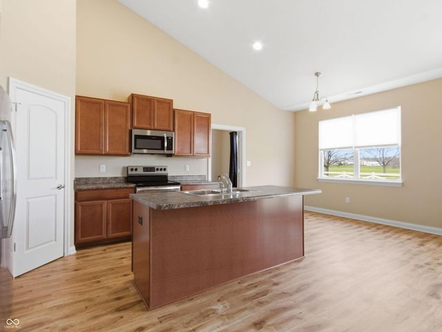 156 Coatsville Drive, Westfield, IN 46074