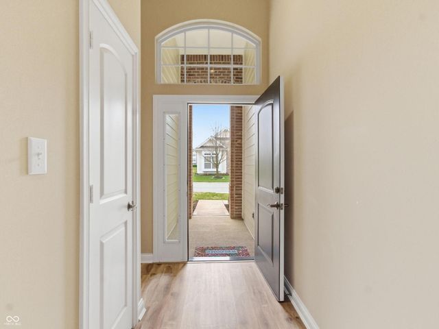 156 Coatsville Drive, Westfield, IN 46074