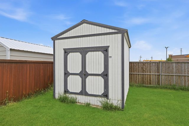 122 Alma Lane, Whitewright, TX 75491