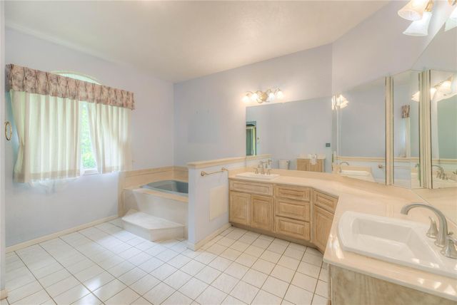 188 Old Post Road S, Livingston, TX 77352
