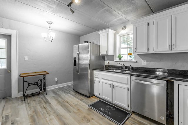 449 W Watts Road, Ringgold, GA 30736