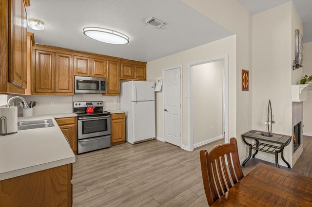 400 Madison Place, Ponder, TX 76259