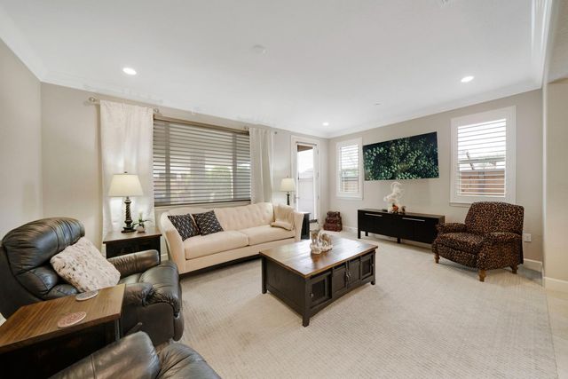 2004 Begonia Ln, El Dorado Hills, CA 95762
