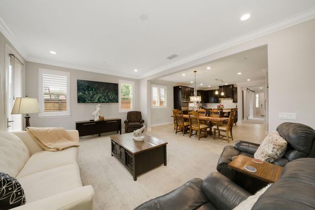 2004 Begonia Ln, El Dorado Hills, CA 95762