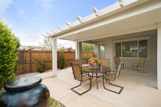 2004 Begonia Ln, El Dorado Hills, CA 95762