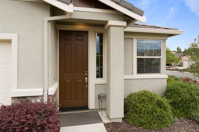 2004 Begonia Ln, El Dorado Hills, CA 95762
