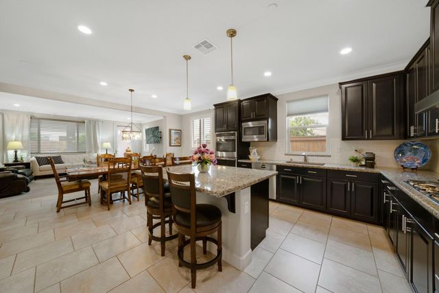 2004 Begonia Ln, El Dorado Hills, CA 95762