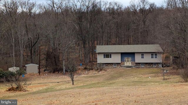 586 OLD LIMEKILN LN, Newport, PA 17074