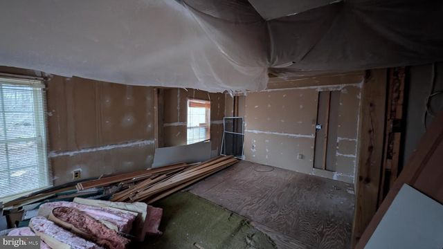 586 OLD LIMEKILN LN, Newport, PA 17074