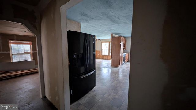 586 OLD LIMEKILN LN, Newport, PA 17074