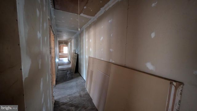 586 OLD LIMEKILN LN, Newport, PA 17074