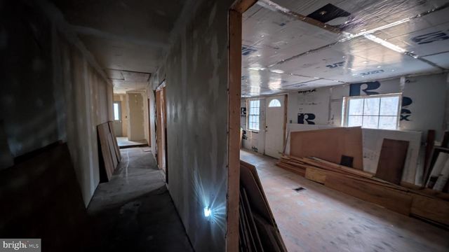 586 OLD LIMEKILN LN, Newport, PA 17074