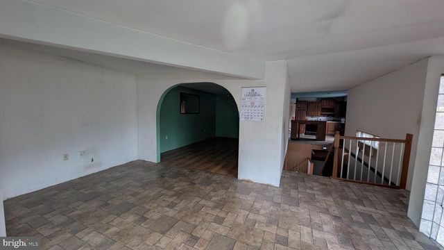 586 OLD LIMEKILN LN, Newport, PA 17074