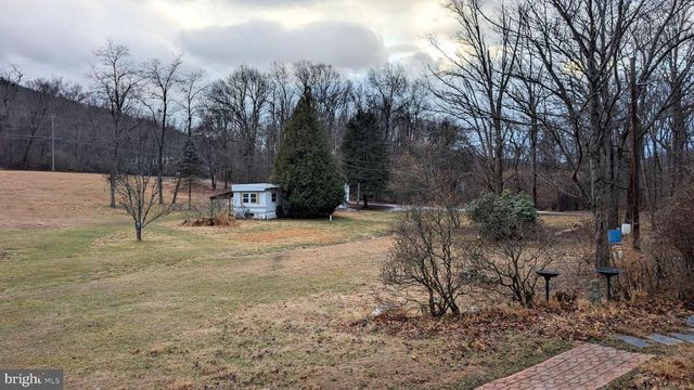 586 OLD LIMEKILN LN, Newport, PA 17074