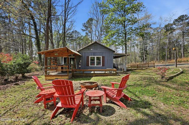 110 Maple Street, Carthage, NC 28327