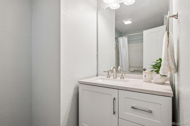 2375 S Linden Court 200, Denver, CO 80222