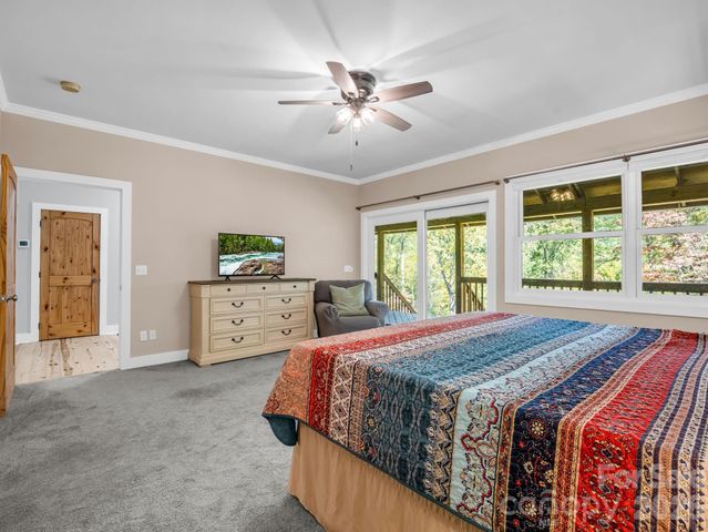 119 Mountain Bluff Trail, Hendersonville, NC 28792