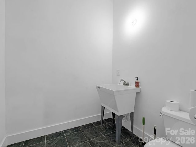 119 Mountain Bluff Trail, Hendersonville, NC 28792