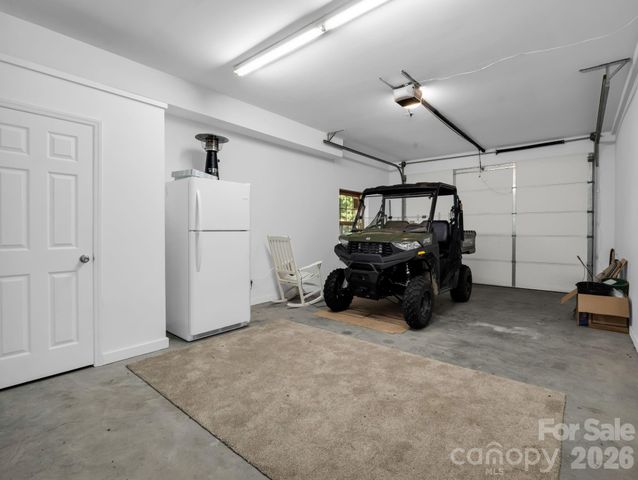 119 Mountain Bluff Trail, Hendersonville, NC 28792