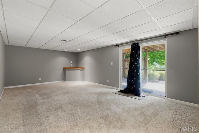 208 Vonbehren Drive, Chesterfield, MO 63005