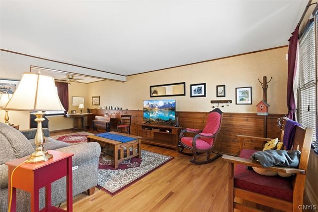 117 Dorando, Salina, NY 13090