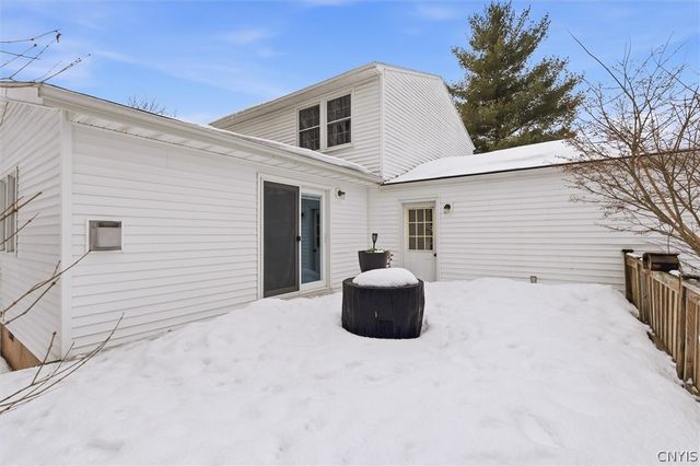 117 Dorando, Salina, NY 13090