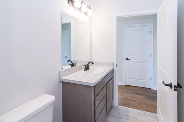 1025 Rebecca Street 15, Marshall, MI 49068