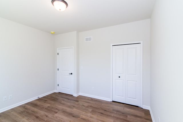 1025 Rebecca Street 15, Marshall, MI 49068