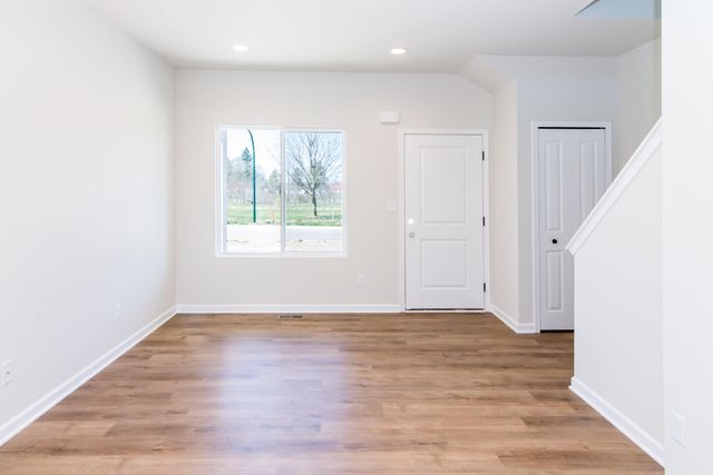 1025 Rebecca Street 15, Marshall, MI 49068