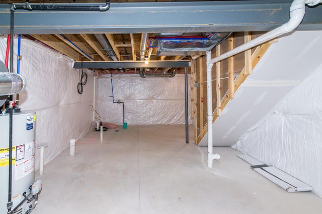 1025 Rebecca Street 15, Marshall, MI 49068