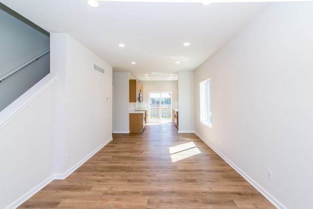 1025 Rebecca Street 15, Marshall, MI 49068